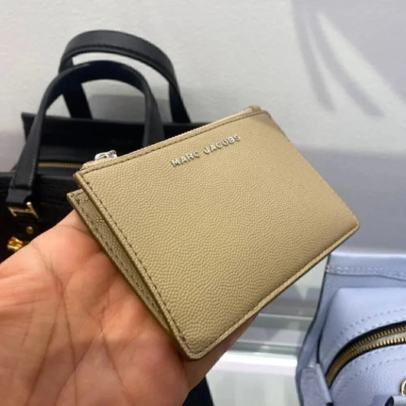 Marc Jacobs | Accessories | Marc Jacobs Pass Case M06996254  MARC JACOBS Pass Case M0016996-254 Key Ring Unifo
